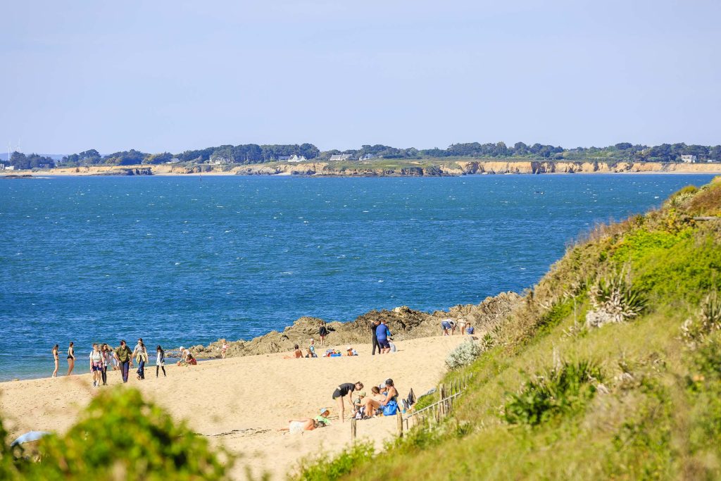 Extérieur / maison
Maison neuve moderne avec jardin à Quimiac près de la plage de Lanséria
Maison de location saisonnière Airbnb à Mesquer en bord de mer
Maison contemporaine lumineuse avec jardin privatif à Quimiac
Location vacances proche plage Lanséria en Loire-Atlantique